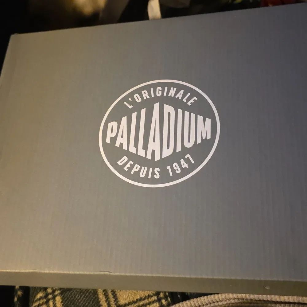 Palladium Mens Boots - Picture 6 of 7